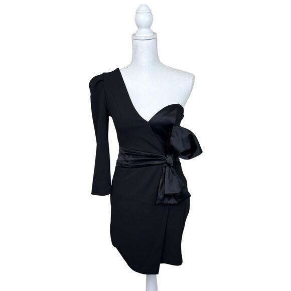 Express Black Cocktail Mini Dress Avant Garde 3D Bow Holiday Sz 4 - Picture 1 of 8